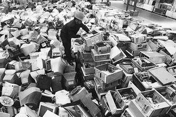 市場(chǎng)上很多產(chǎn)品的電氣元件采用三無(wú)劣質(zhì)產(chǎn)品，產(chǎn)品
壽命沒有保障，嚴(yán)重的甚至引起火災(zāi)。